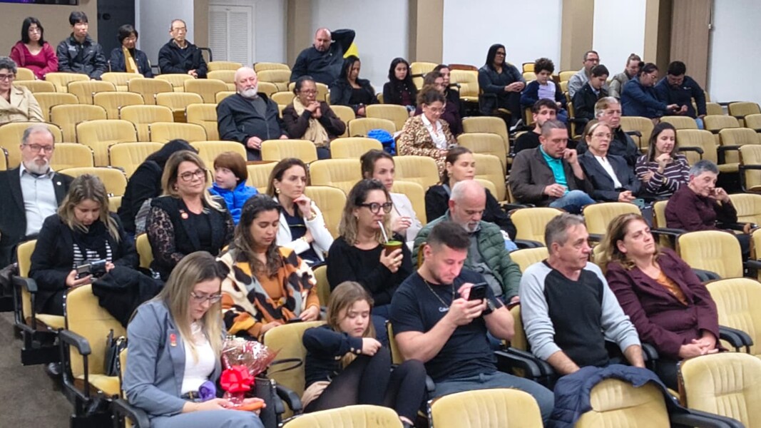 Público.jpeg