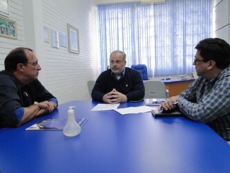 camara-homenageara-em-sessao-solene-primeira-aluna-com-deficiencia-visual-a-se-formar-na-unicnec