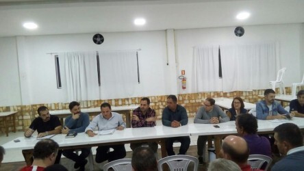 vereadores-participam-de-reuniao-com-moradores-da-localidade-do-sertao-sobre-chegada-da-empresa-ccr