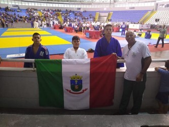 atletas-do-judo-osoriense-sao-premiados
