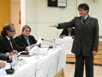 vereador-ed-moraes-solicita-licenca-de-um-mes-e-abre-vaga-para-jose-dias