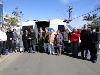 penitenciaria-recebe-viaturas-para-transporte-de-apenados