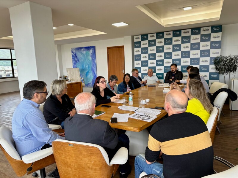 vereadores-participam-de-reuniao-na-prefeitura-para-discutir-o-decreto-1402023