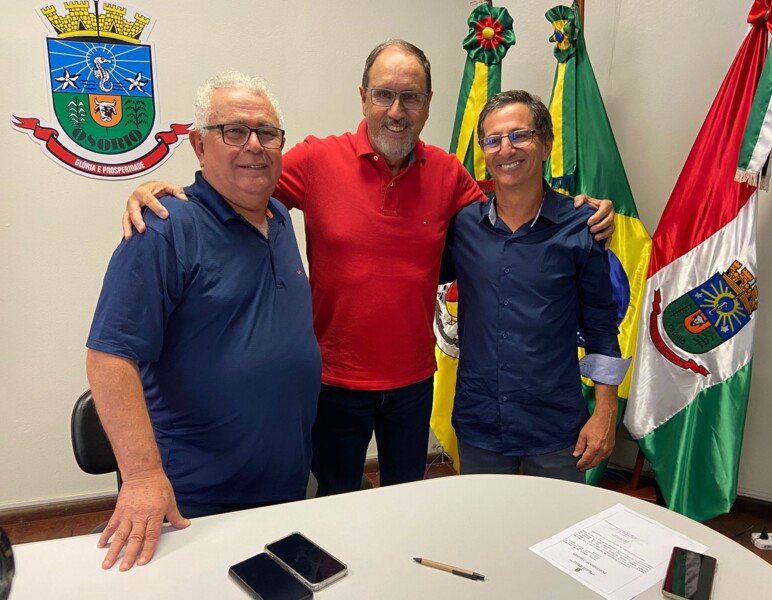 legislativo-prestigia-posse-do-novo-secretario-de-desenvolvimento-turismo-cultura-e-juventude