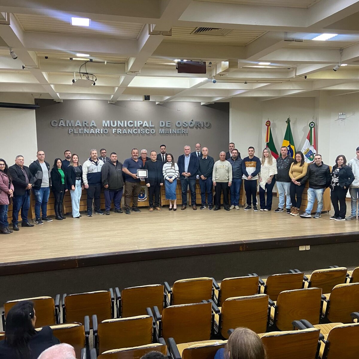 📌 Legislativo realizou homenagens durante sessão ordinária desta terça-feira 5.jpg