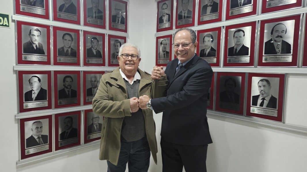 Com ex-vereador João - vice da época.jpg