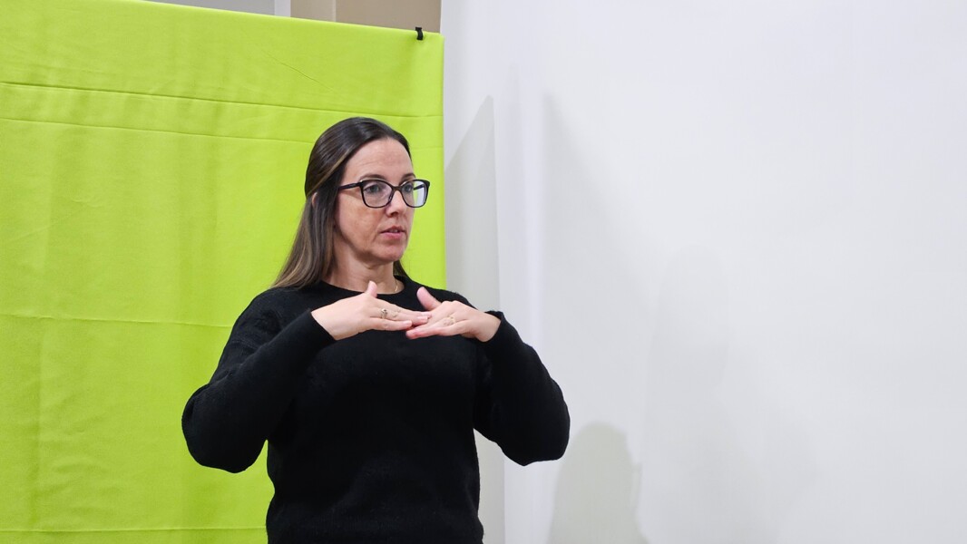 Intérprete de Libras, Aline.jpg