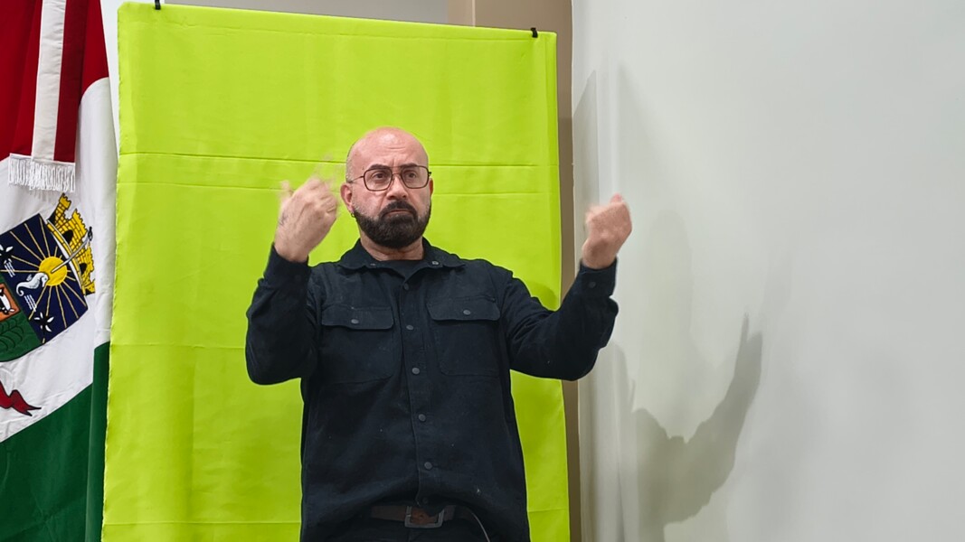 5- Intérprete João.jpg