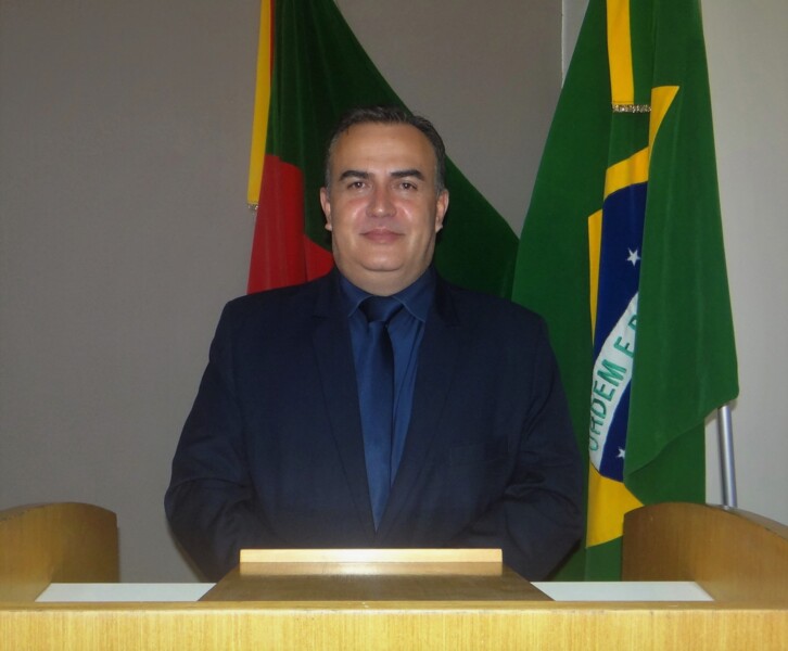 Ed Moraes